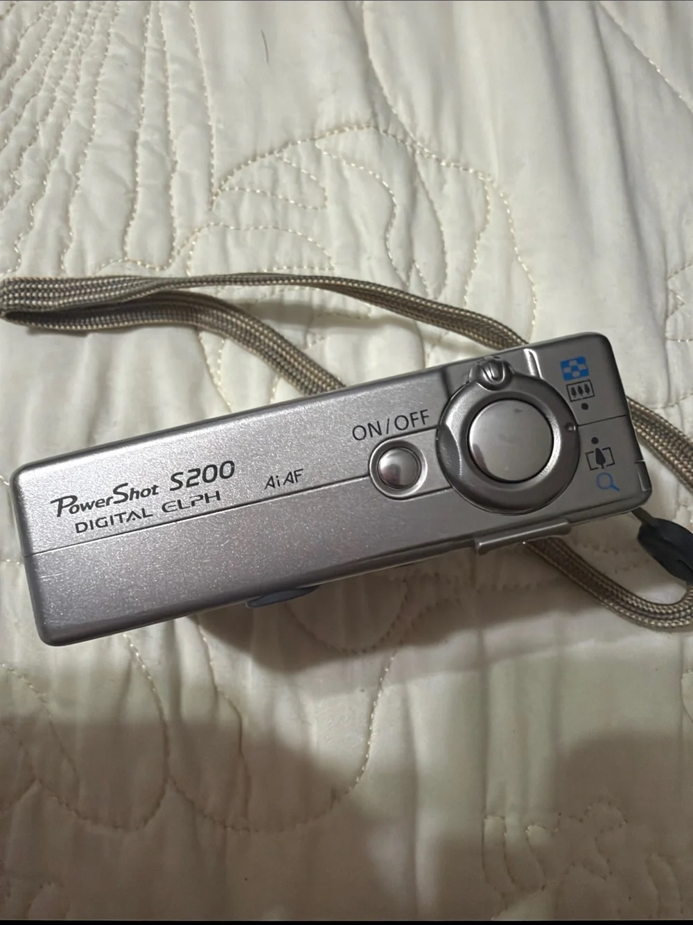 Canon Power Shot S200